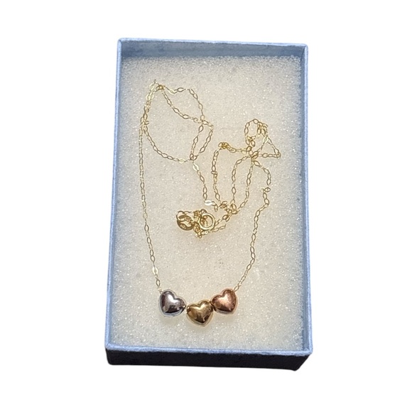 10k Gold Tri-Color Heart Necklace - Picture 5 of 6